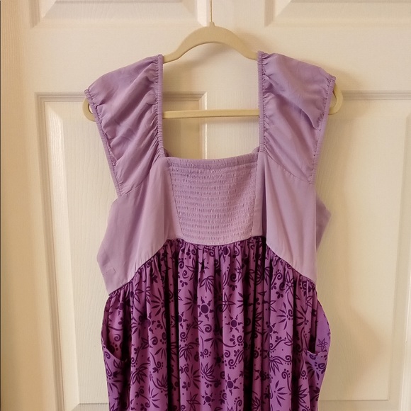 Tangled inspired Torrid dress with pockets - Picture 4 of 5